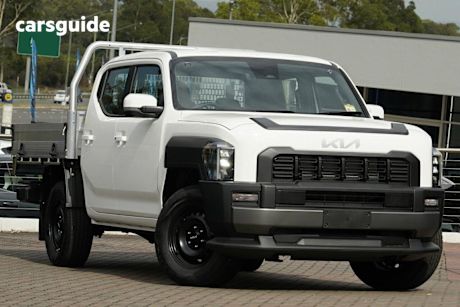 White 2025 Kia Tasman Double Cab Chassis S (4X4) Black Fender