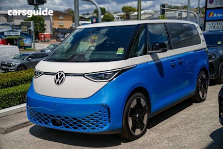 Blue 2025 Volkswagen ID. Buzz Wagon Pro Swb