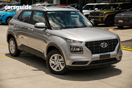 Silver 2025 Hyundai Venue Wagon