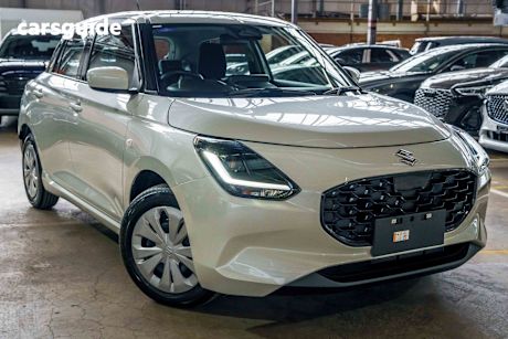 White 2025 Suzuki Swift Hatchback Hybrid