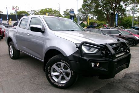 Silver 2023 Isuzu D-MAX Crew Cab Utility Ls-M (4X4)