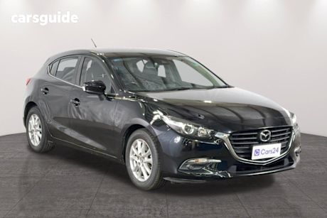 2017 Mazda 3 Hatchback Touring