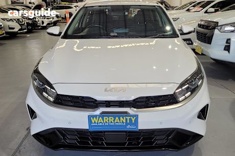 White 2021 Kia Cerato Hatchback S