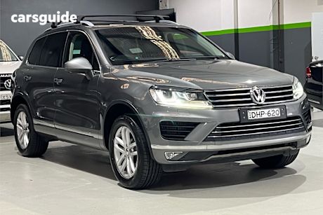 Grey 2016 Volkswagen Touareg Wagon 150 Tdi Element