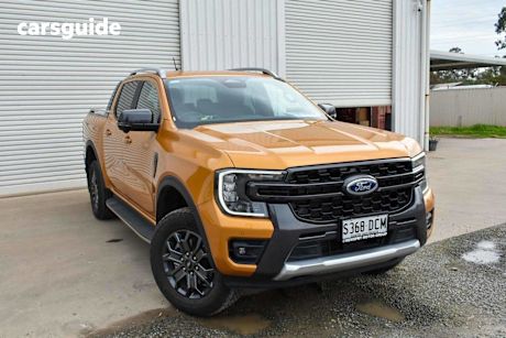 Gold 2024 Ford Ranger Double Cab Pick Up Wildtrak 3.0 (4X4)