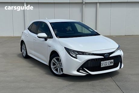 White 2019 Toyota Corolla Hatchback Sx (Hybrid)
