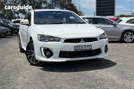 White 2016 Mitsubishi Lancer Sedan Gsr