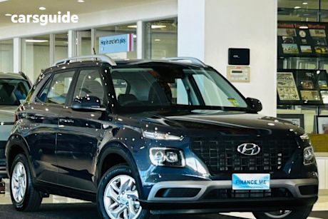 Blue 2024 Hyundai Venue Wagon