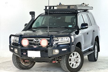 Blue 2017 Toyota Landcruiser Wagon Sahara (4X4)