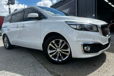 White 2016 Kia Carnival Wagon Platinum (W/O 2Nd Row Heated)