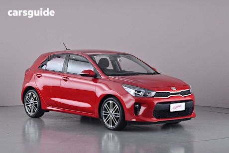 Red 2019 Kia RIO Hatchback Sport