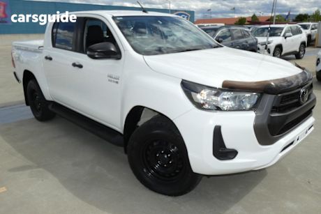 White 2021 Toyota Hilux Double Cab Pick Up Sr (4X4)