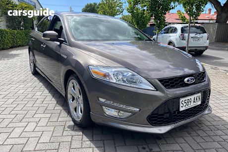 Grey 2010 Ford Mondeo Hatchback Titanium Tdci