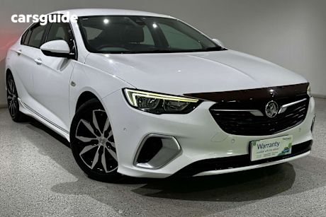 White 2018 Holden Commodore Liftback Rs