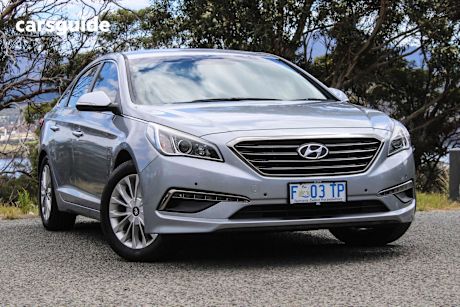 Silver 2017 Hyundai Sonata Sedan Elite