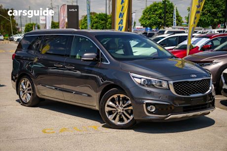Grey 2016 Kia Carnival Wagon Platinum