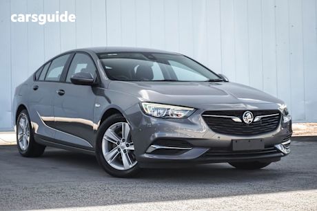 White 2020 Holden Commodore Liftback Lt