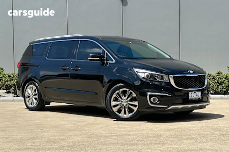 Black 2016 Kia Carnival Wagon Platinum