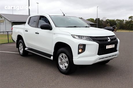 White 2019 Mitsubishi Triton Double Cab Pick Up Glx Plus (4X4)