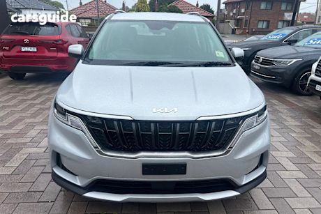 Silver 2022 Kia Carnival Wagon S