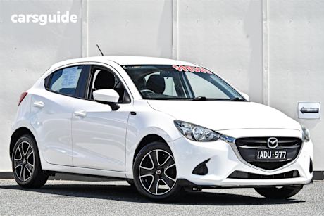 White 2015 Mazda 2 Hatchback Neo