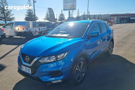 Blue 2018 Nissan Qashqai Wagon St-L