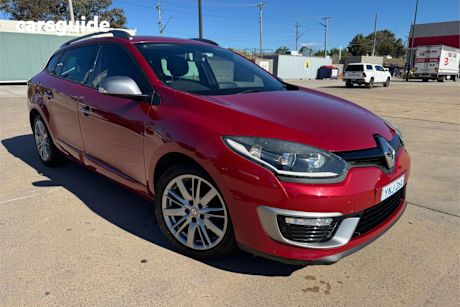 Red 2016 Renault Megane Wagon Gt-Line