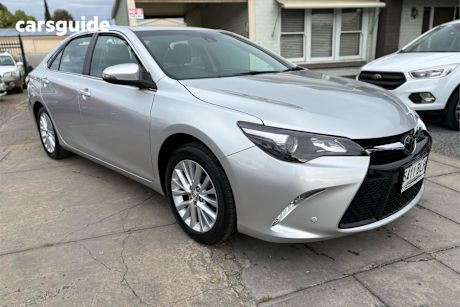 Silver 2015 Toyota Camry Sedan Atara Sl