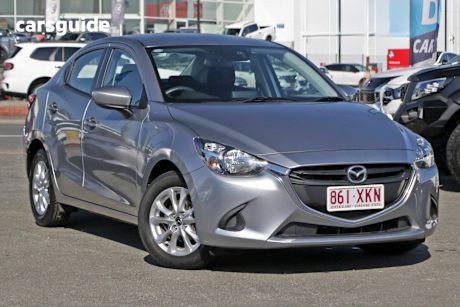 Silver 2017 Mazda 2 Sedan Maxx