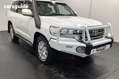 White 2016 Toyota Landcruiser Wagon Vx (4X4)