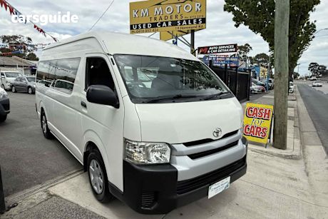 White 2014 Toyota HiAce Bus Commuter