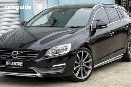 Black 2015 Volvo V60 Wagon T5 Kinetic