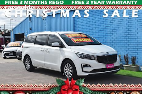 White 2018 Kia Carnival Wagon S