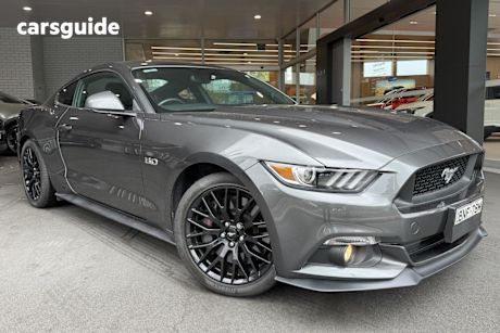 Grey 2016 Ford Mustang Coupe Fastback Gt 5.0 V8