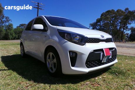 White 2019 Kia Picanto Hatchback S