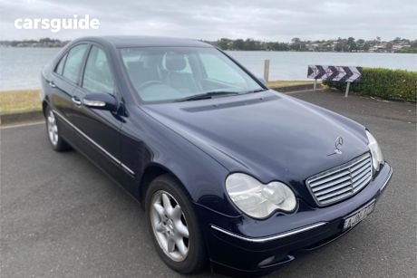 Blue 2000 Mercedes-Benz C200 Sedan Kompressor Elegance