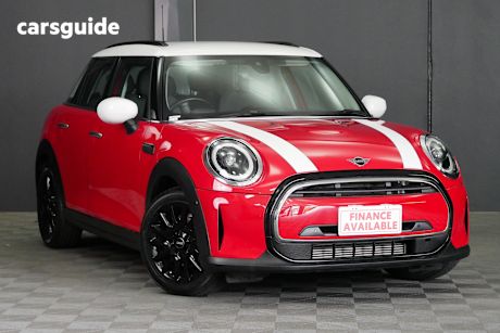 Red 2022 Mini Cooper Hatchback Classic 5D Hatch