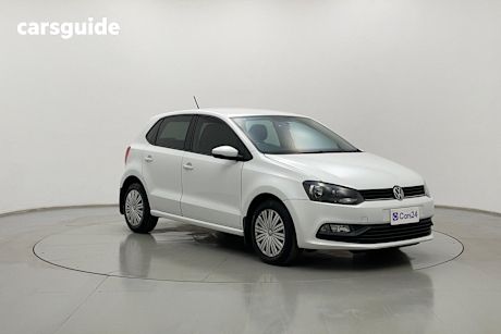 White 2017 Volkswagen Polo Hatchback 66 Tsi Trendline