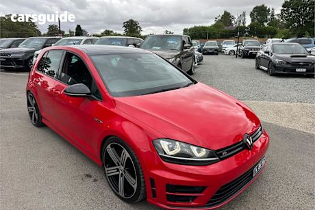 Red 2017 Volkswagen Golf Hatchback R