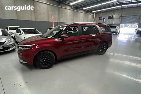 Red 2022 Kia Carnival Wagon S
