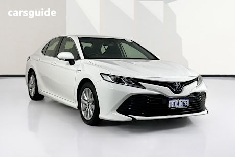 White 2020 Toyota Camry Sedan Ascent Hybrid