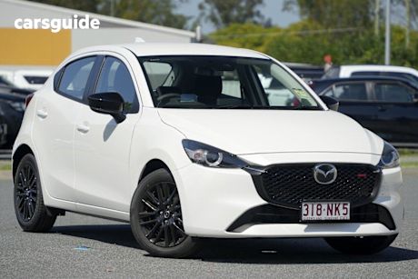 White 2025 Mazda Mazda2 Hatchback G15 Evolve