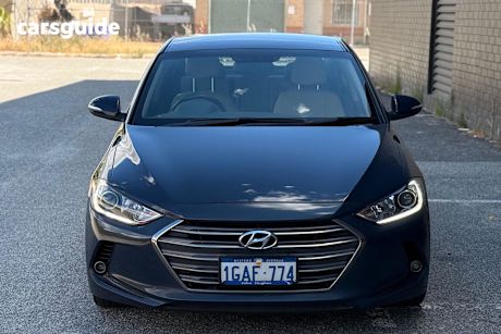 Blue 2016 Hyundai Elantra Sedan Elite 2.0 Mpi