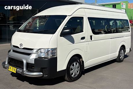 White 2016 Toyota HiAce Bus Commuter