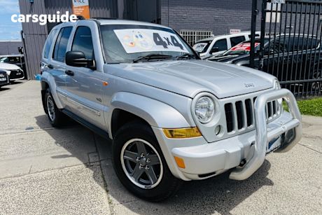 Silver 2006 Jeep Cherokee Wagon Limited (4X4)