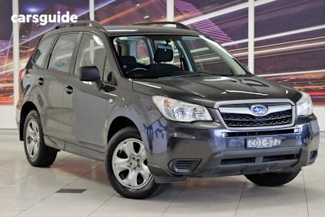 Grey 2013 Subaru Forester Wagon 2.5I
