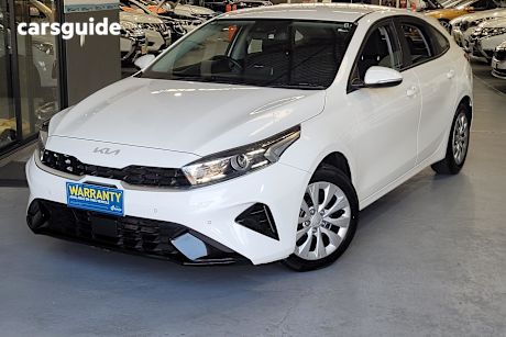 White 2021 Kia Cerato Hatchback S Safety Pack