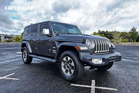 Grey 2022 Jeep Wrangler Unlimited Hardtop Overland (4X4)