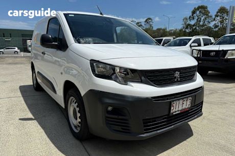 White 2022 Peugeot Partner Van City Swb