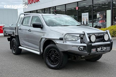 Silver 2020 Isuzu D-MAX Crew Cab Chassis Sx (4X4)